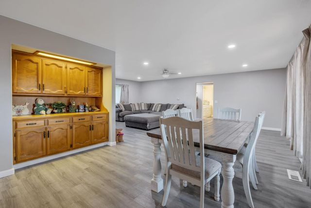 8936 Avenue 396, Dinuba, CA 93618