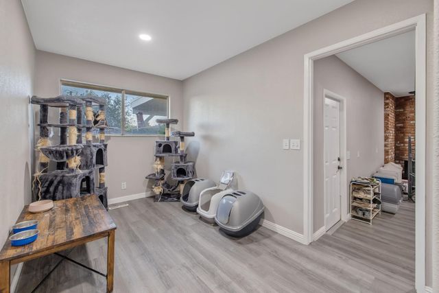 8936 Avenue 396, Dinuba, CA 93618