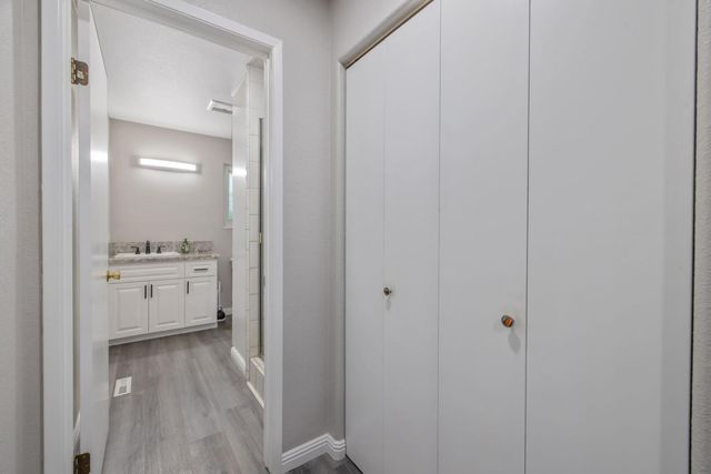 8936 Avenue 396, Dinuba, CA 93618