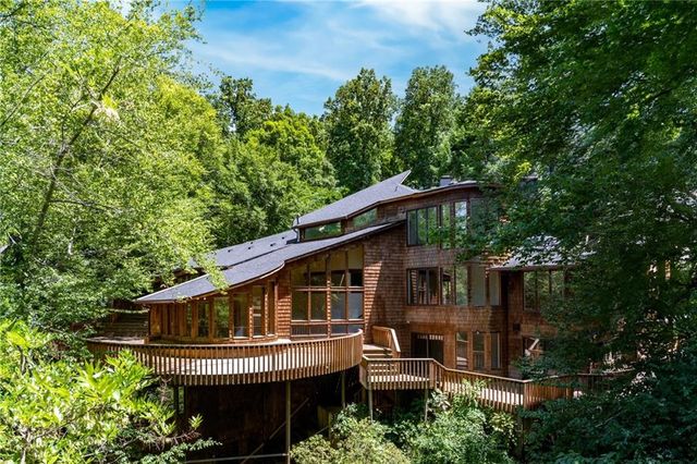 120 Laurel Drive NE, Atlanta, GA 30342