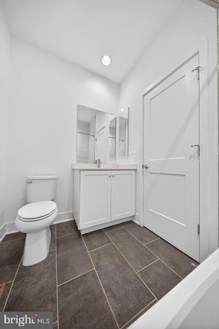 7348 BLADE DR, Falls Church, VA 22042