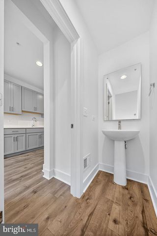 7348 BLADE DR, Falls Church, VA 22042