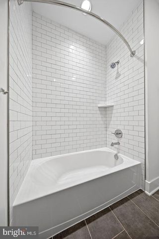 7348 BLADE DR, Falls Church, VA 22042