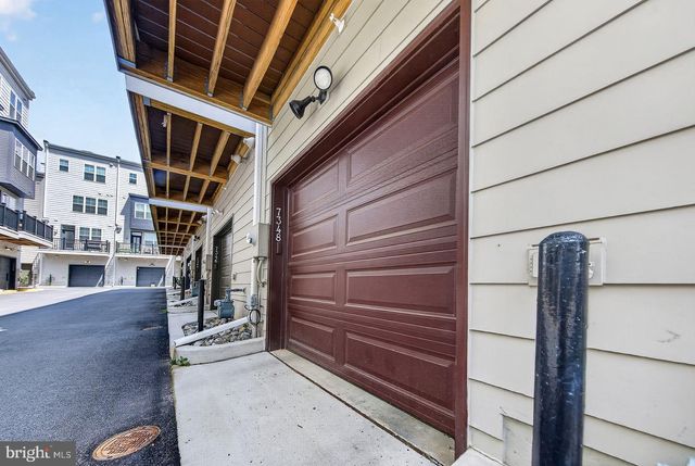 7348 BLADE DR, Falls Church, VA 22042