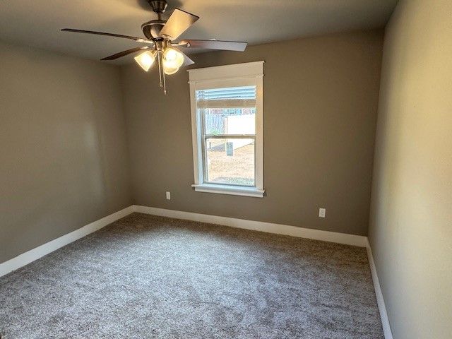 942 Round Top Street, Prairie Grove, AR 72753
