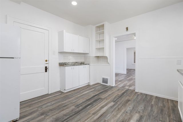 7359 Engleman Avenue, Center Line, MI 48015