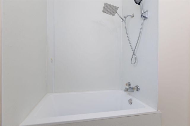 7359 Engleman Avenue, Center Line, MI 48015