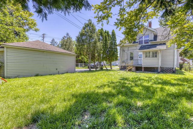 7359 Engleman Avenue, Center Line, MI 48015