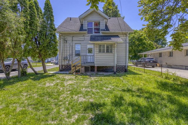 7359 Engleman Avenue, Center Line, MI 48015