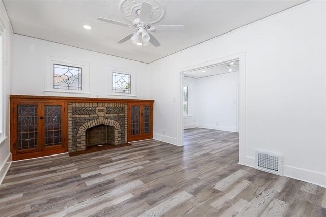 7359 Engleman Avenue, Center Line, MI 48015