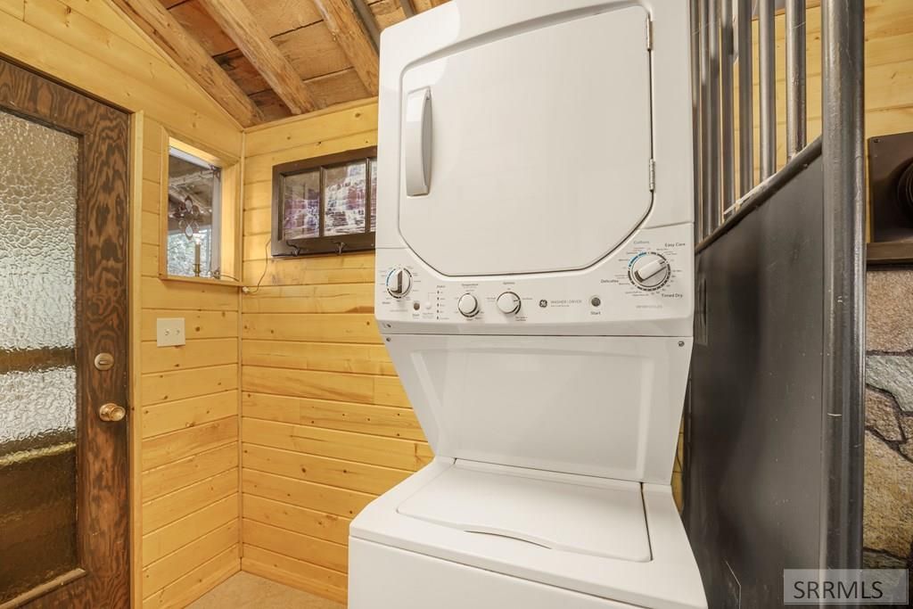 Image 20 of property listing at 3882 G Street, Island Park, ID 83429