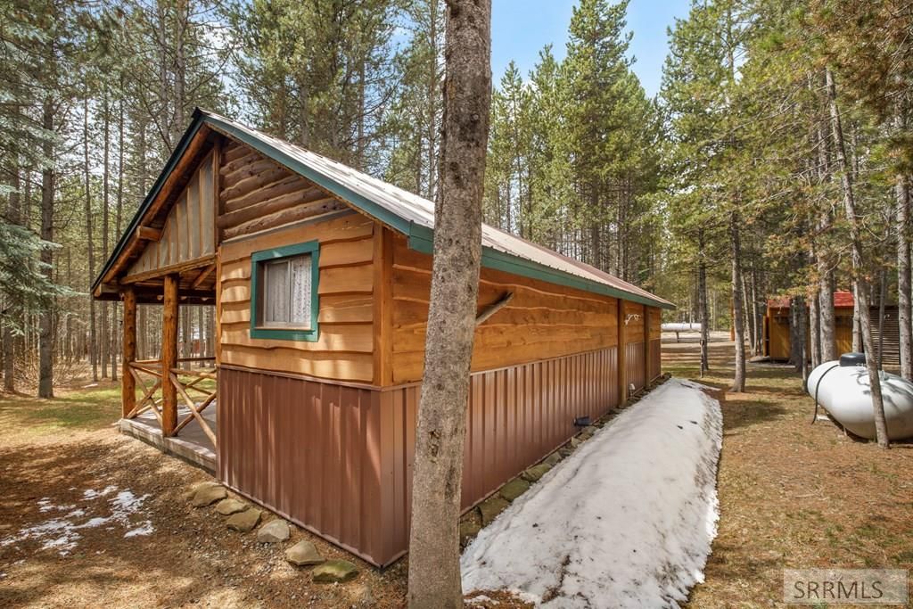 Image 25 of property listing at 3882 G Street, Island Park, ID 83429