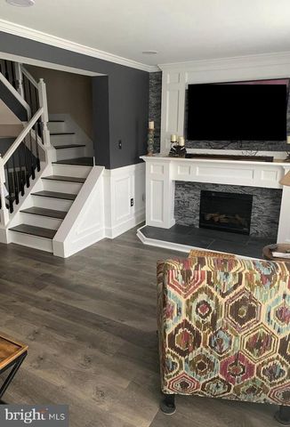 20 CLEMENS LN, Blackwood, NJ 08012