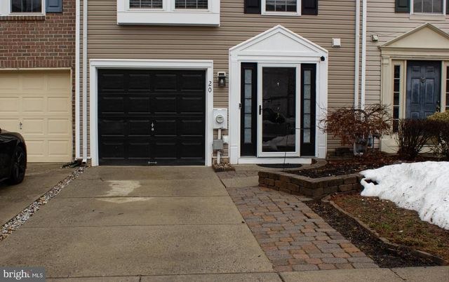 20 CLEMENS LN, Blackwood, NJ 08012