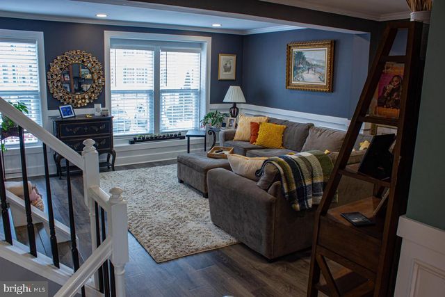 20 CLEMENS LN, Blackwood, NJ 08012