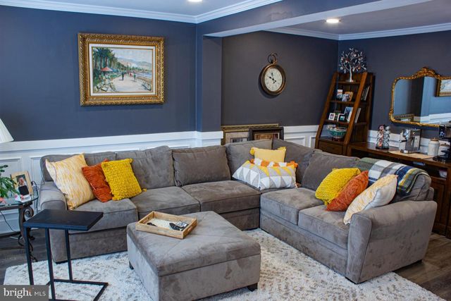 20 CLEMENS LN, Blackwood, NJ 08012