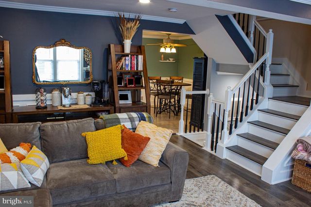 20 CLEMENS LN, Blackwood, NJ 08012