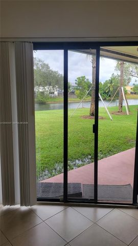 9877 Nob Hill Ln 9877, Sunrise, FL 33351