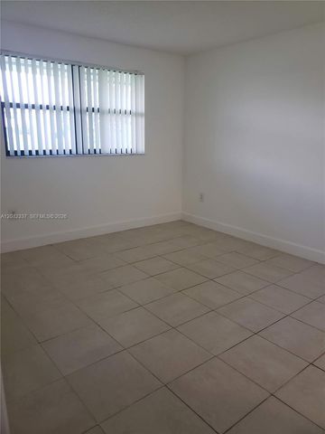 9877 Nob Hill Ln 9877, Sunrise, FL 33351