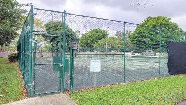 9877 Nob Hill Ln 9877, Sunrise, FL 33351