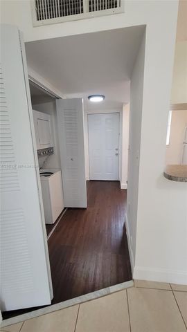 9877 Nob Hill Ln 9877, Sunrise, FL 33351
