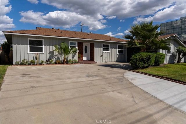 768 S Barranca Avenue, Covina, CA 91723