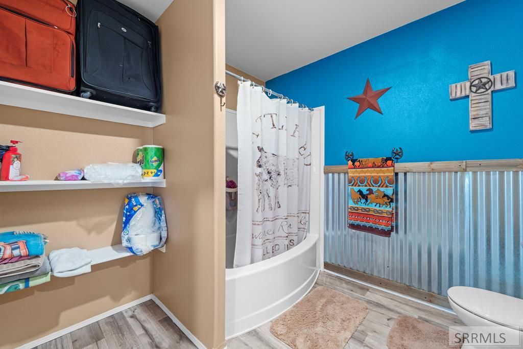 Image 21 of property listing at 114 Elm Street, Victor, ID 83455