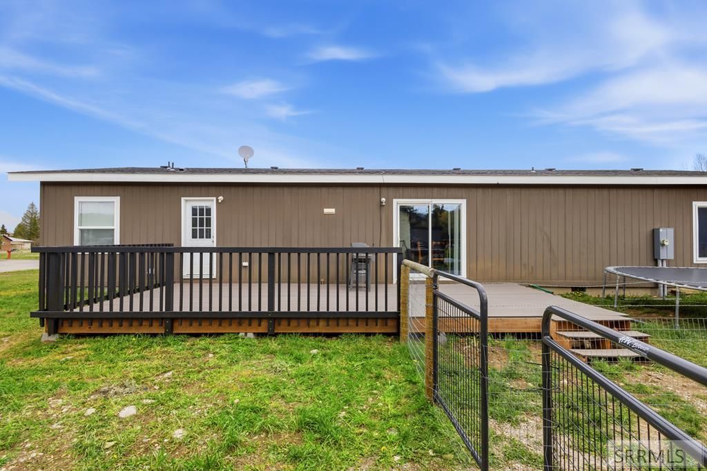 Image 35 of property listing at 114 Elm Street, Victor, ID 83455