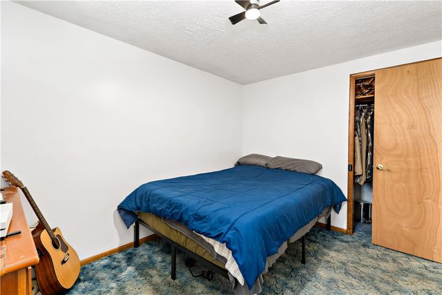 1507 Oneida Dr, Jefferson Hills, PA 15025