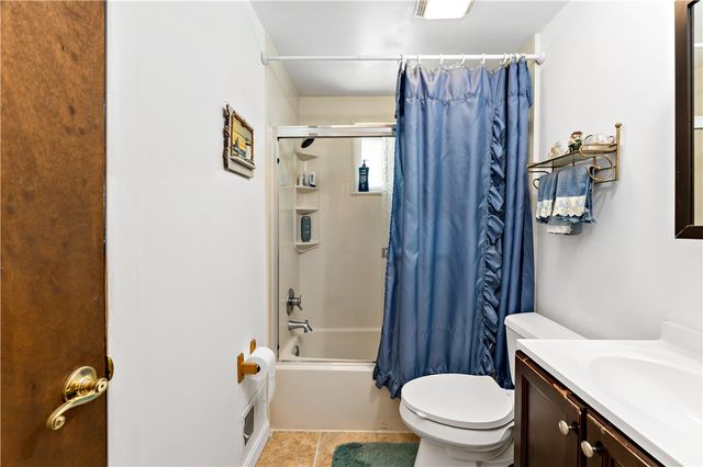 1507 Oneida Dr, Jefferson Hills, PA 15025