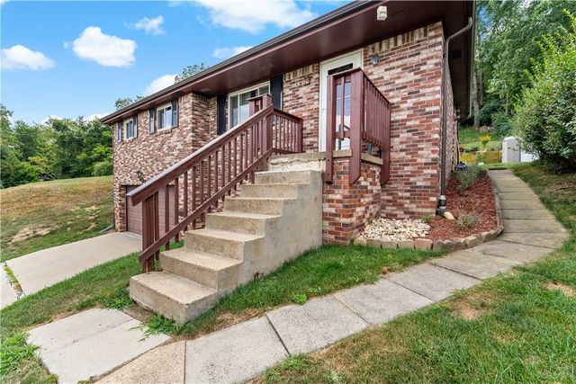 1507 Oneida Dr, Jefferson Hills, PA 15025