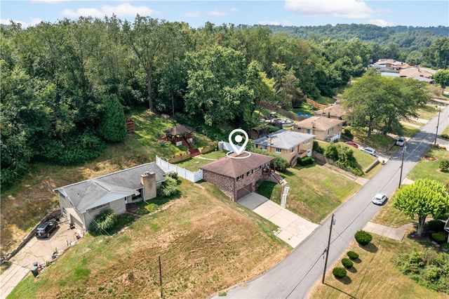 1507 Oneida Dr, Jefferson Hills, PA 15025