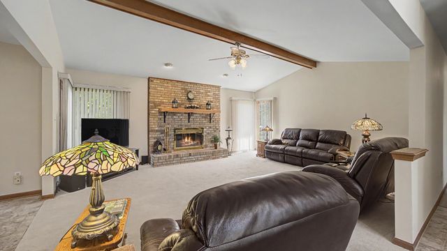 53240 Hillside Drive, Utica, MI 48316