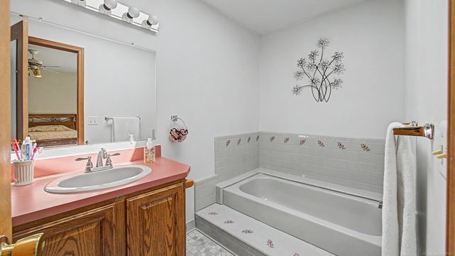 53240 Hillside Drive, Utica, MI 48316