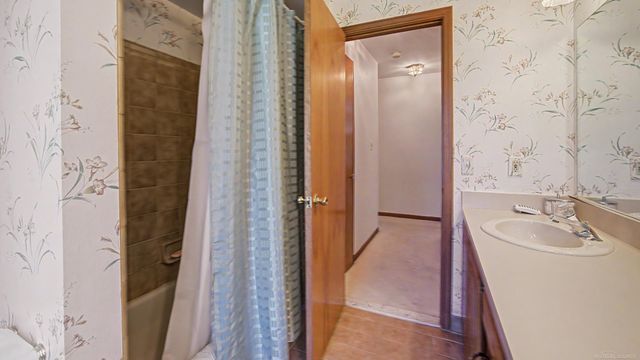 53240 Hillside Drive, Utica, MI 48316