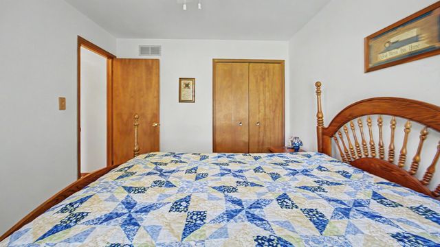 53240 Hillside Drive, Utica, MI 48316