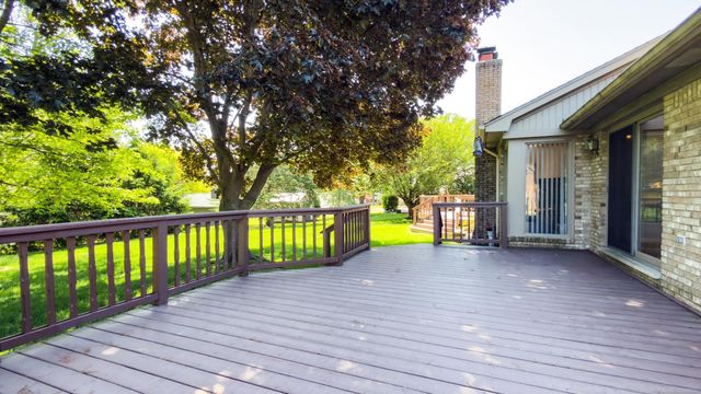 53240 Hillside Drive, Utica, MI 48316