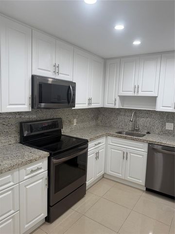 2201 S Ocean Drive 1905, Hollywood, FL 33019