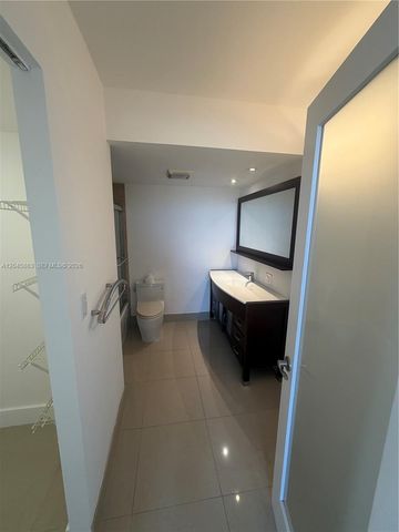 2201 S Ocean Drive 1905, Hollywood, FL 33019