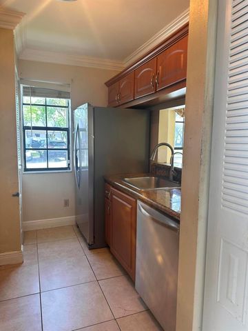 11673 NW 11th Street, Pembroke Pines, FL 33026