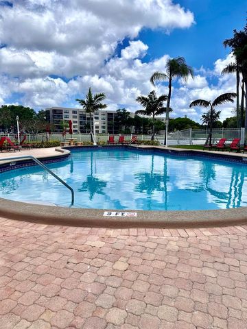 11673 NW 11th Street, Pembroke Pines, FL 33026