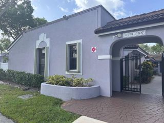 11673 NW 11th Street, Pembroke Pines, FL 33026