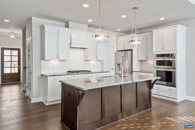 336 AVONDALE LN, Crozet, VA 22932