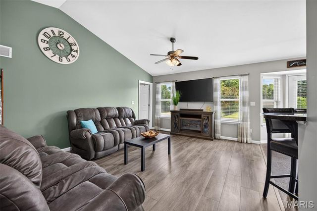 1152 Jaxson Drive, Foristell, MO 63348