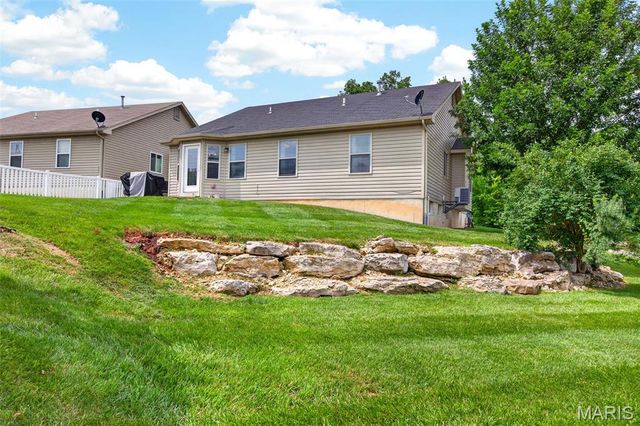 1152 Jaxson Drive, Foristell, MO 63348