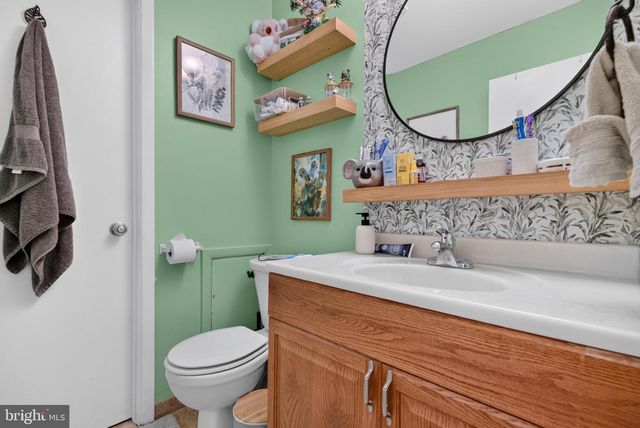 301 BARTON RUN BLVD, Marlton, NJ 08053
