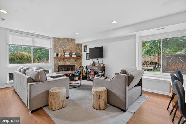 301 BARTON RUN BLVD, Marlton, NJ 08053