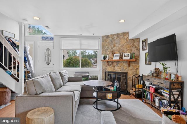 301 BARTON RUN BLVD, Marlton, NJ 08053