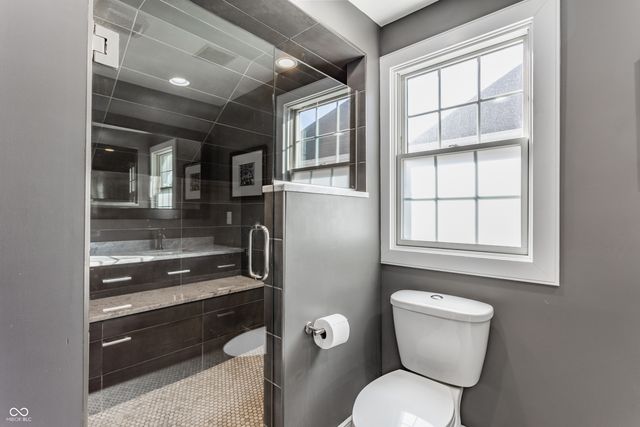 4611 Carrollton Avenue, Indianapolis, IN 46205