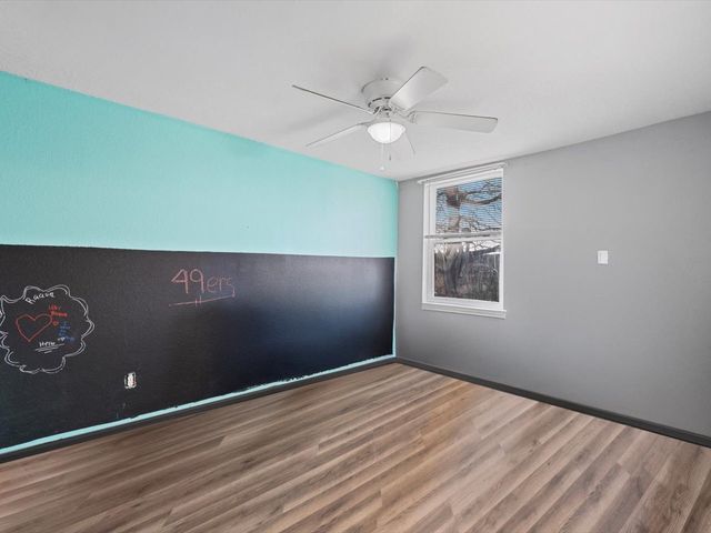 1219 W 8th Street, Davenport, IA 52802